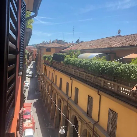Appartamento Casa Galliera Centro