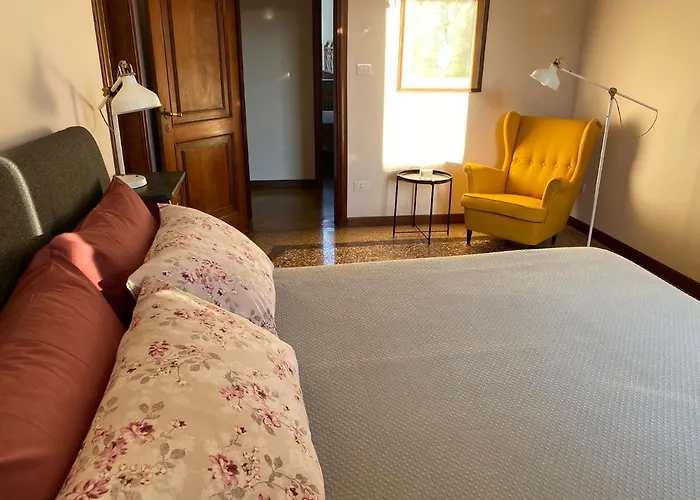 Casa Galliera Centro Apartment